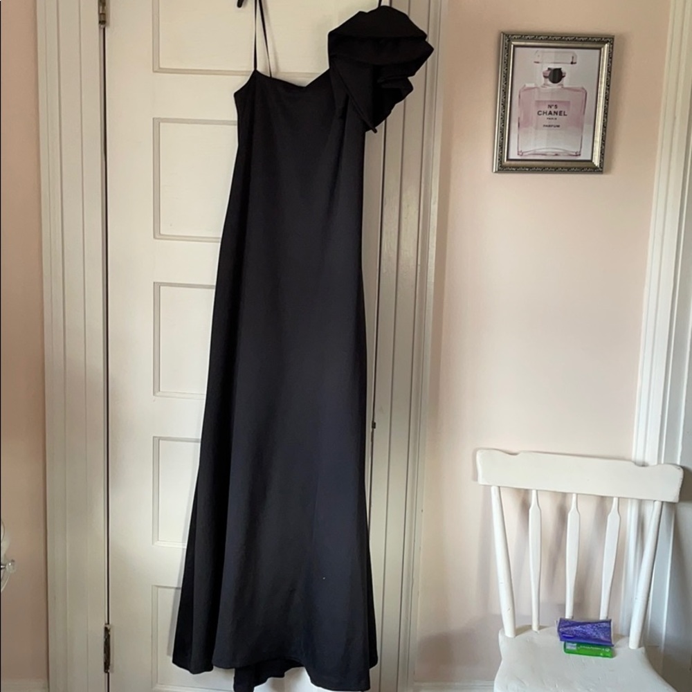Stunning black one shoulder formal gown by Aqua. Never worn, original tags